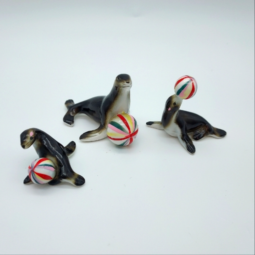 Lot of 3 Vintage Miniature Figures Circus Seal Family wBalls Ceramic Bone China